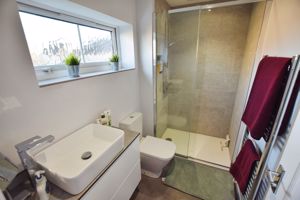 En-suite Shower Room- click for photo gallery